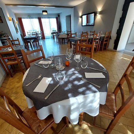 L'Accent - Hotel 2 Etoiles Et Restaurant - Logis Hotels Astaffort Екстер'єр фото
